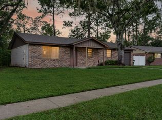 9937 Moss Side Ln, Jacksonville, FL 32257