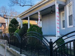 100-32 221st St, Queens Village, NY 11429
