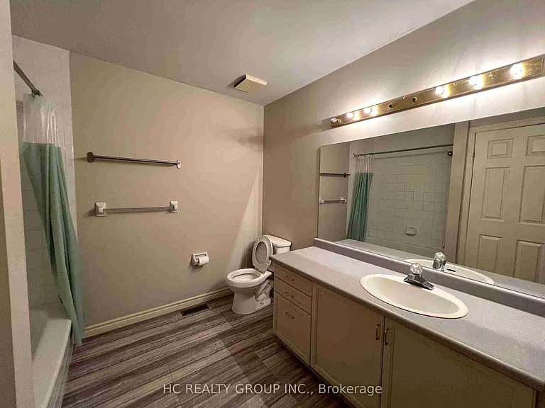 1570 Richmond St #55 — Photo 7