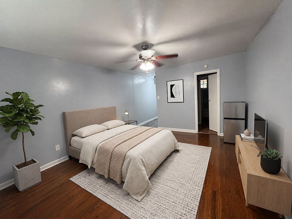 1st image of 1964 Dryden Rd APT 3