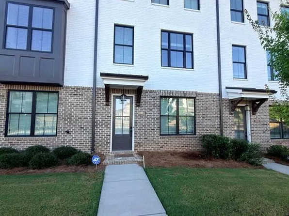 605 Millcroft Blvd, Buford, GA 30518