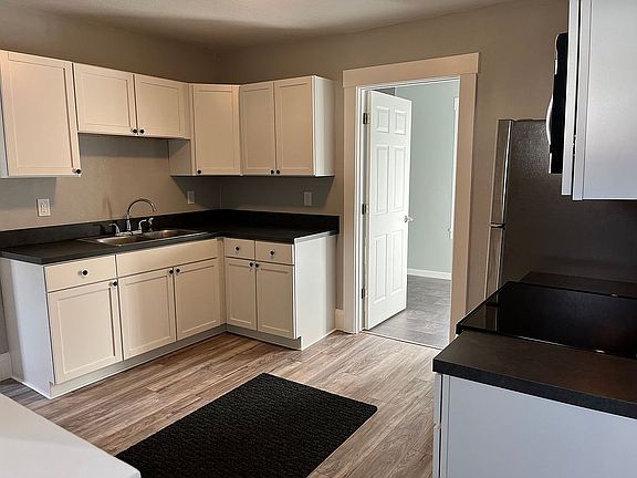 2nd image of 518 Fair Ave