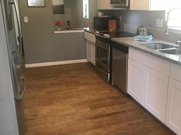 3rd image of 3770 E Hardy Dr