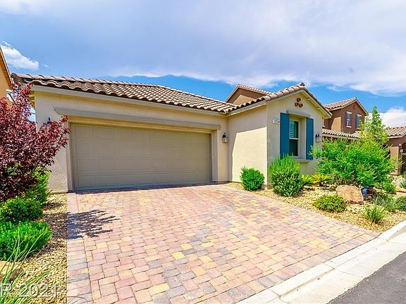 3rd image of 12234 Los Mares Ln