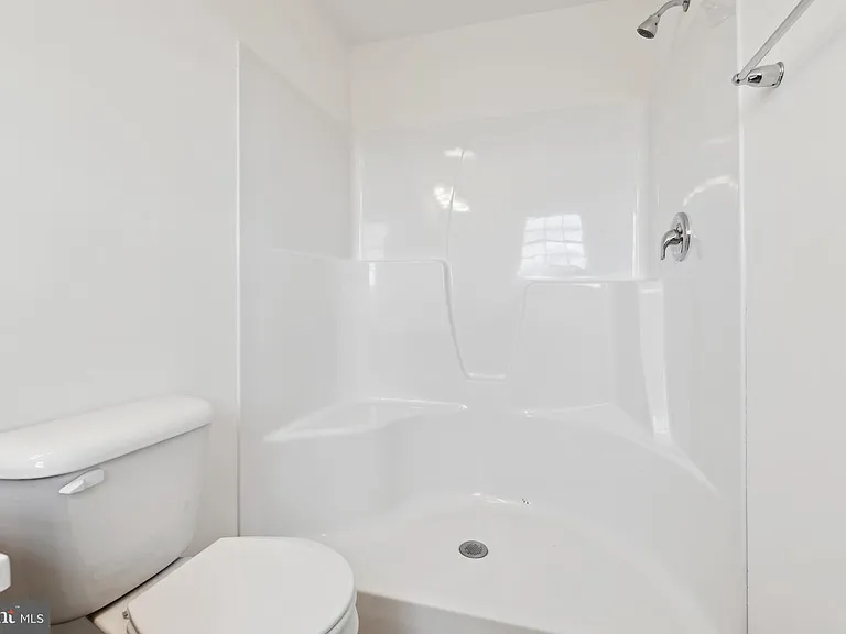 3807 Castle Dr #1 — Photo 17