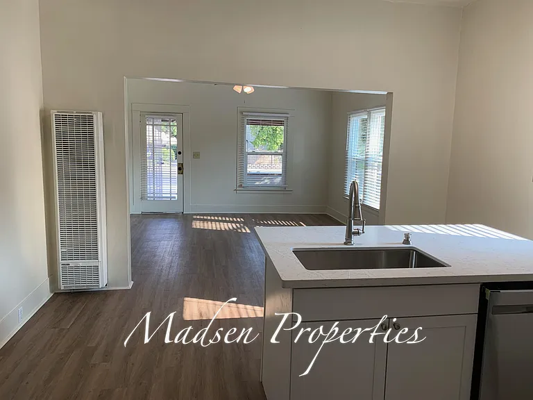 1326 Mulberry St #1/2 — Photo 20