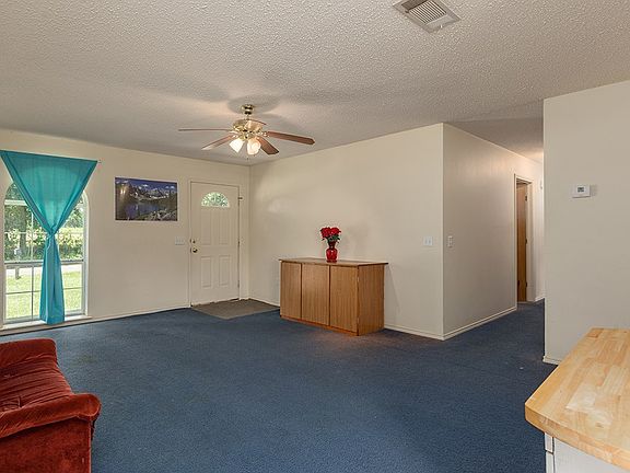 5th image of 2776 Benton Dr