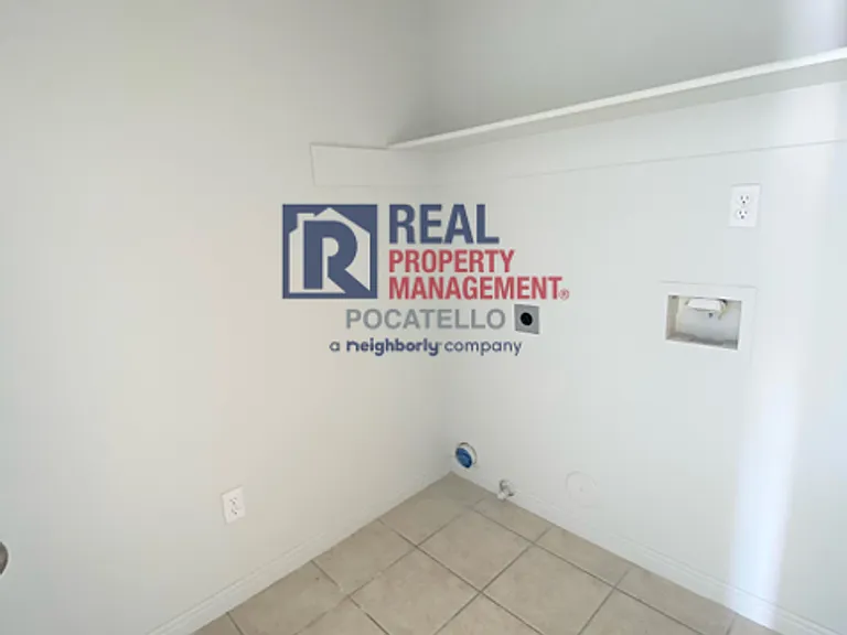 414B Pheasant Ridge Dr — Photo 7