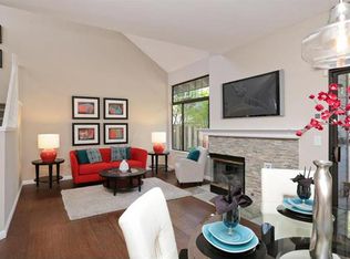 426 Mountain Laurel Ct, Mountain View, CA 94043