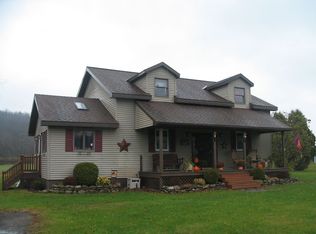 219 Fishing Rock Rd, Newport, NY 13416