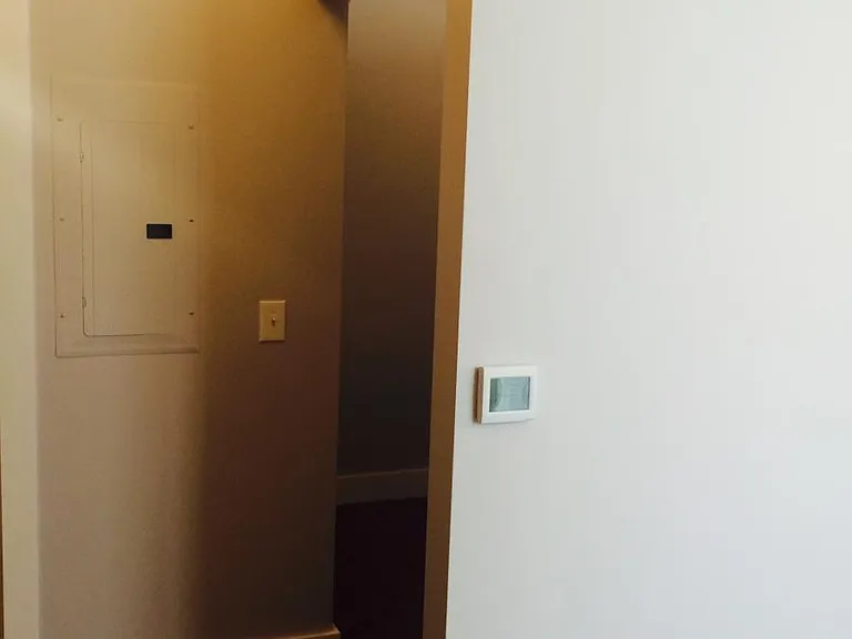 4 E Athens Ave #105 — Photo 6