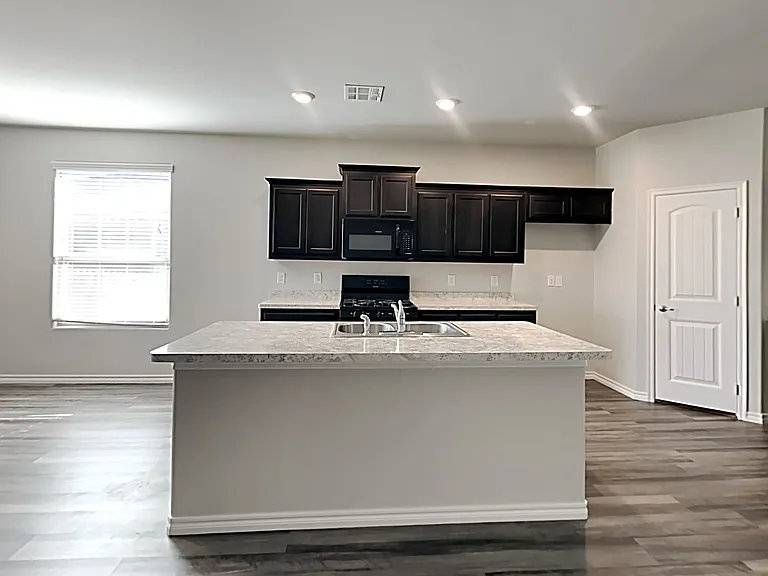 12541 Babbling Brook Dr — Photo 4