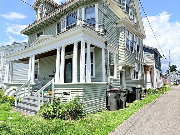 4th image of 114 W Court St