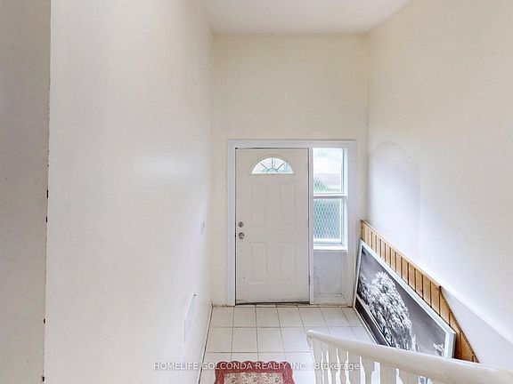 5th image of 81 Sexton Cres