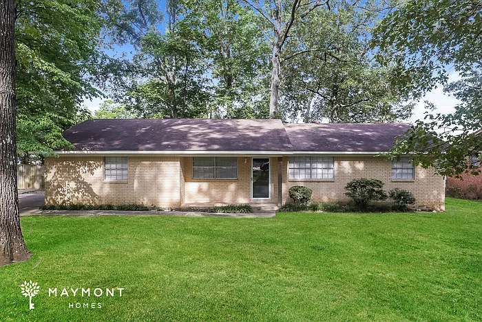 3 bed, 2.0 bath, 1421 sqft, $1,375 — Photo 1