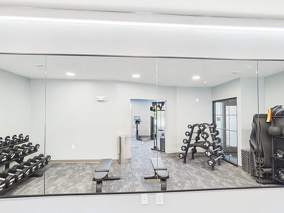 4th image of 2110 E Southport Rd #416