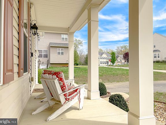 4th image of 47162 Powhatan Ct