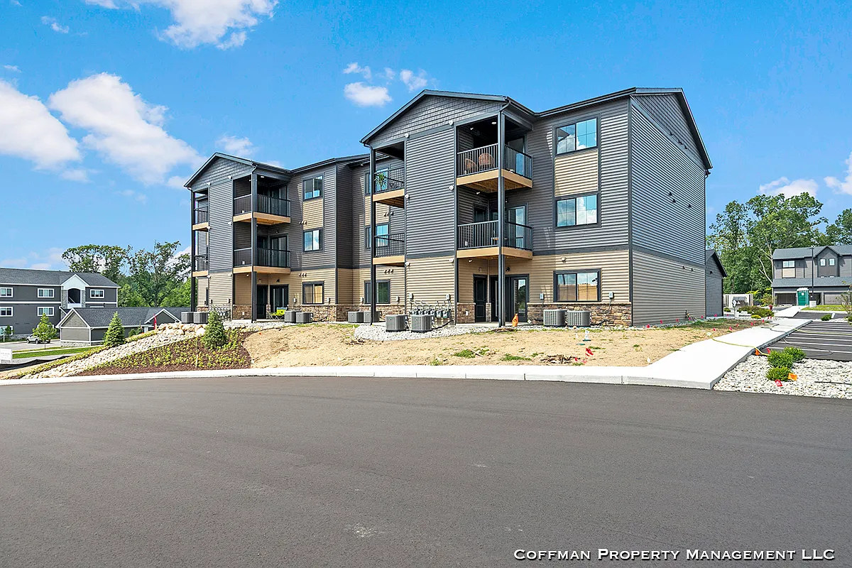 Northen Dell Commons — Photo 1