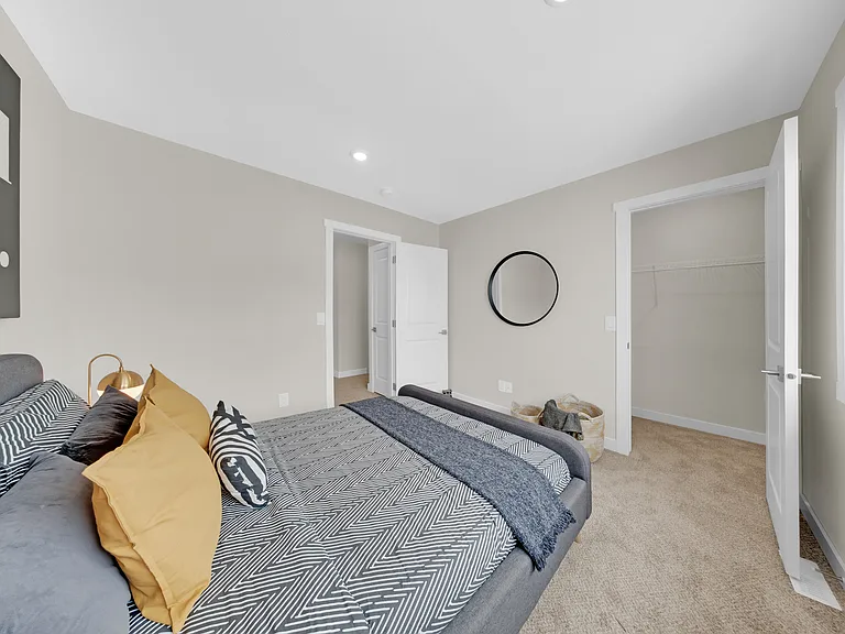 110 Baltzan Blvd — Photo 41