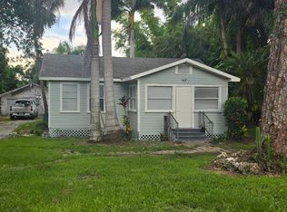 1132 River Rd, North Fort Myers, FL 33903