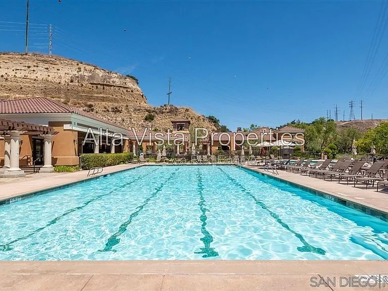 2785 Matera Ln — Photo 26