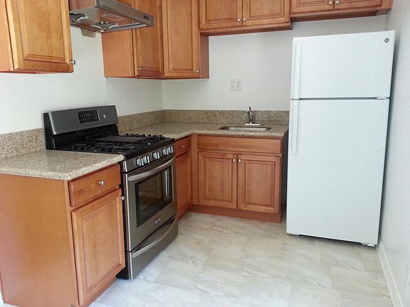 2nd image of 1331 Verdugo Blvd