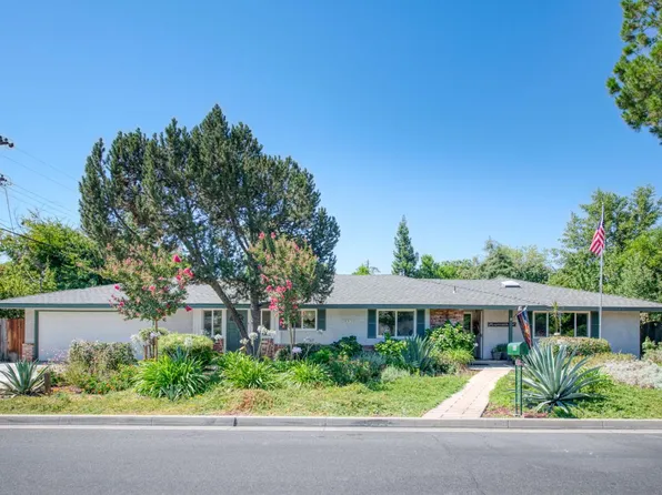 683 W Browning Ave, Fresno, CA 93704