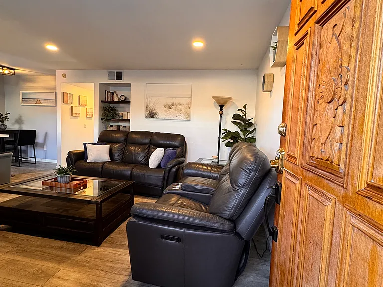 4752 Hawley Blvd #3 — Photo 9
