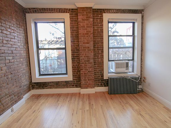 3rd image of 260 Elizabeth St APT 11