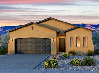 4960 Grace St SW, Los Lunas, NM 87031