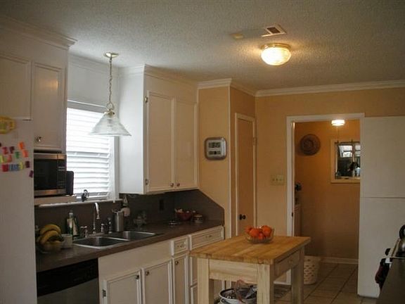 5th image of 3153 Capitan Dr