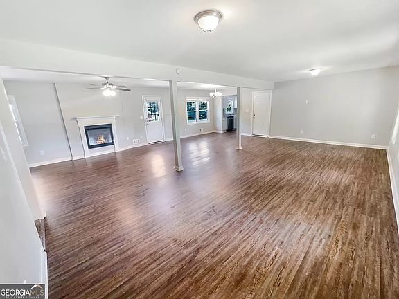 5th image of 5503 Janice Ln