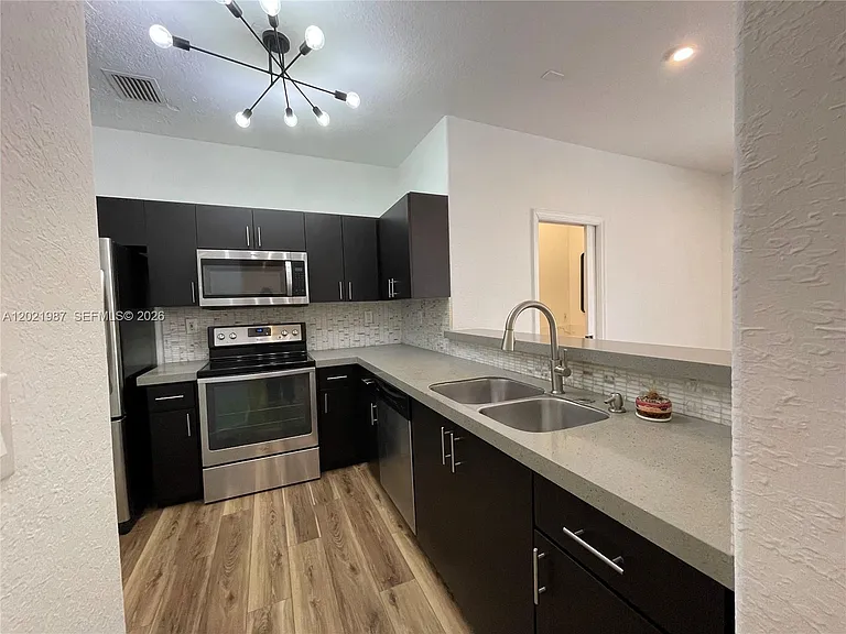 3510 SW 170th Ave — Photo 10
