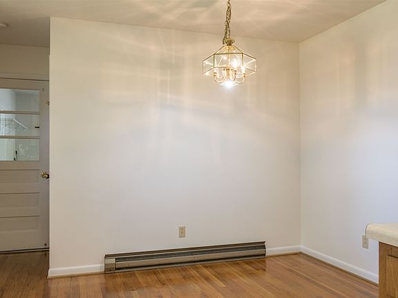 3rd image of 310 Cedar St