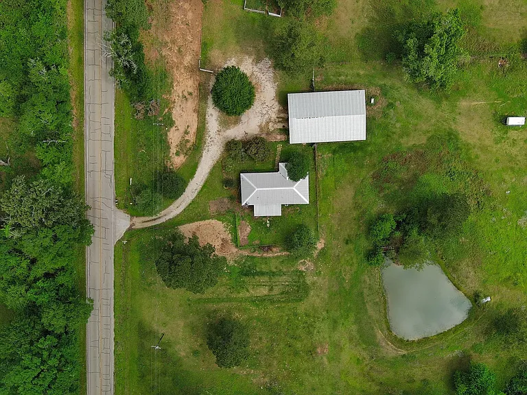 4027 Spring Branch Rd — Photo 17