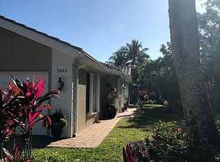 3002 Futuna Ln, Naples, FL 34119