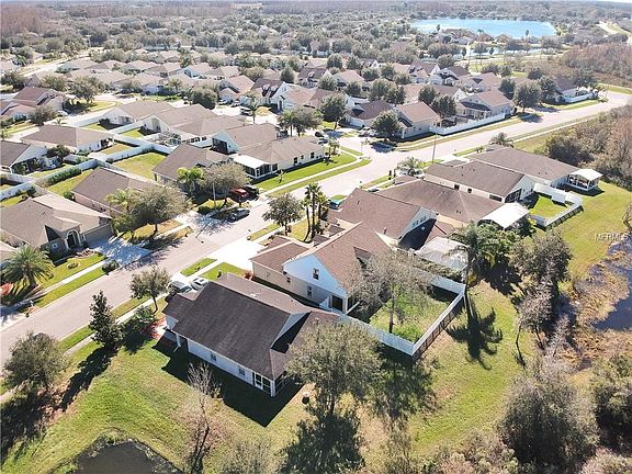 3rd image of 3520 Clover Blossom Cir