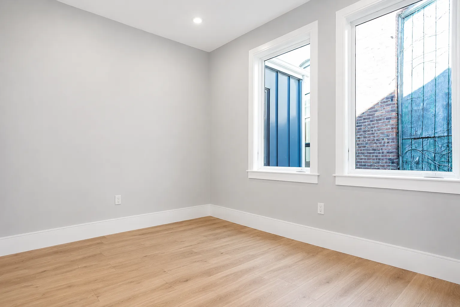 2 bed, 2.5 bath, 1393 sqft, $4,400 — Photo 2