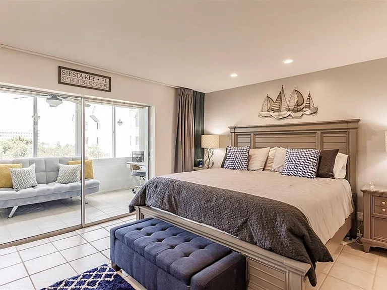 1255 E Peppertree Dr #403 — Photo 20