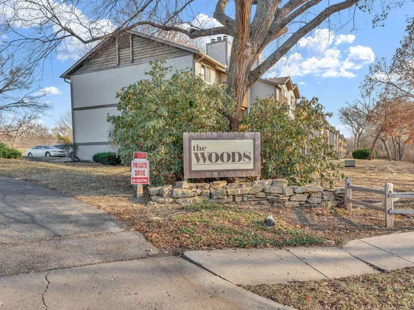 5741 SW 22nd Ter APT 5, Topeka, KS 66614