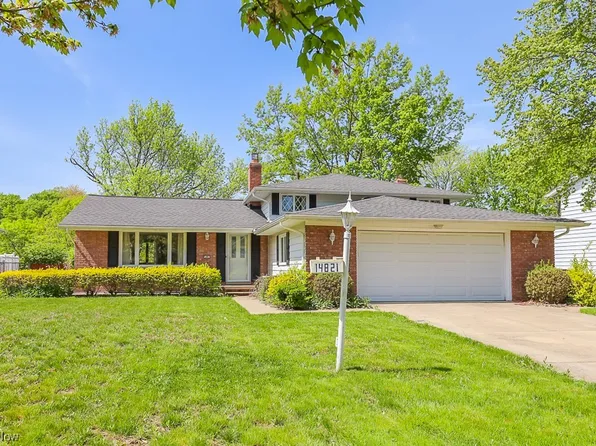 14821 Cherokee Trl, Middleburg Heights, OH 44130