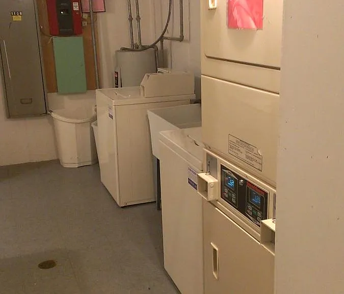 BUILDING LAUNDRY