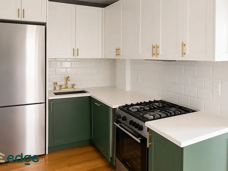 473 Park Pl #5C — Photo 2