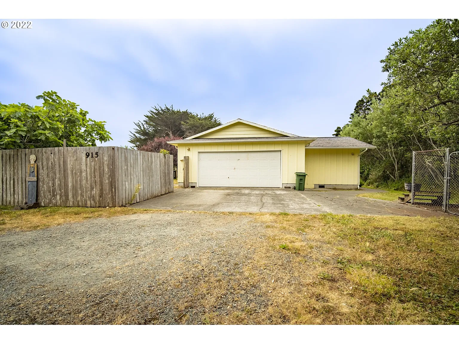 915 12th St SW photo 1