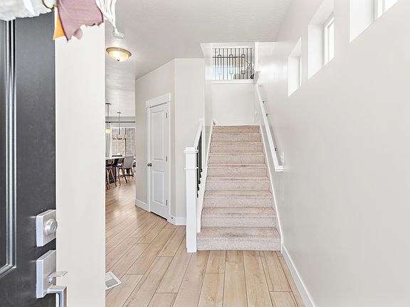 5th image of 16074 S Bodmin Way