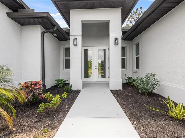 2526 37th AVE NE, NAPLES, FL 34120