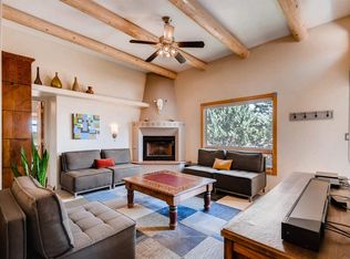 20 Caliente Rd, Santa Fe, NM 87508
