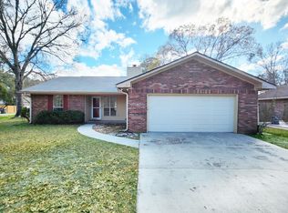 157 W Peach Ave, Kingsland, GA 31548