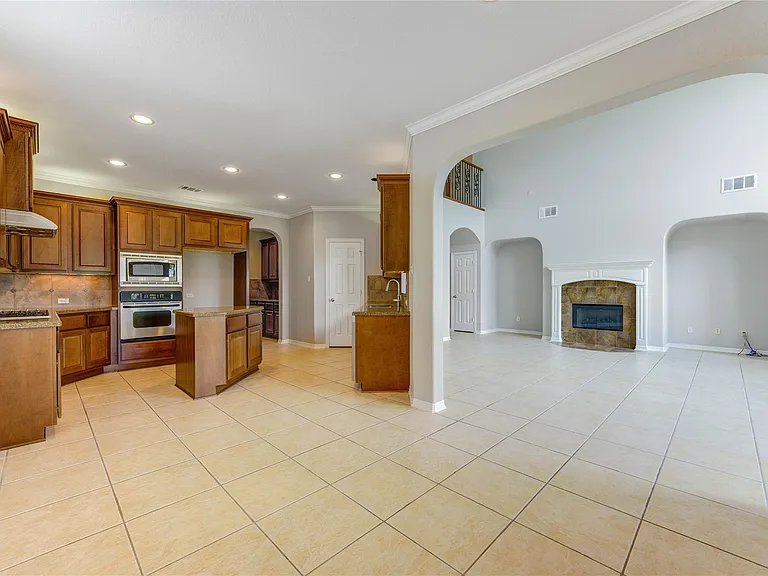 3819 Rivermoss Ln — Photo 16