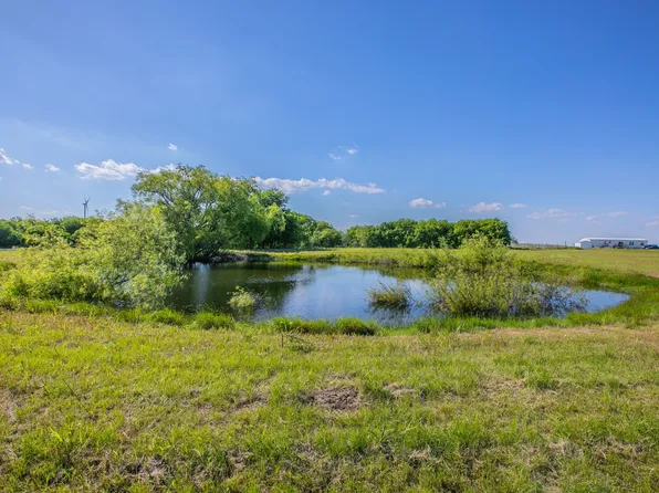 958 County Road 3254, Mount Calm, TX 76673